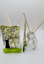 Load image into Gallery viewer, Spring sheep diffuser bottle