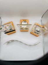 Load image into Gallery viewer, Double Trouble Winter Colour Tea-light