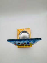 Load image into Gallery viewer, Daffodil Tealight holder