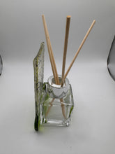 Load image into Gallery viewer, Spring Cat diffuser bottle