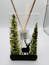 Load image into Gallery viewer, Forrest Stag diffuser bottle