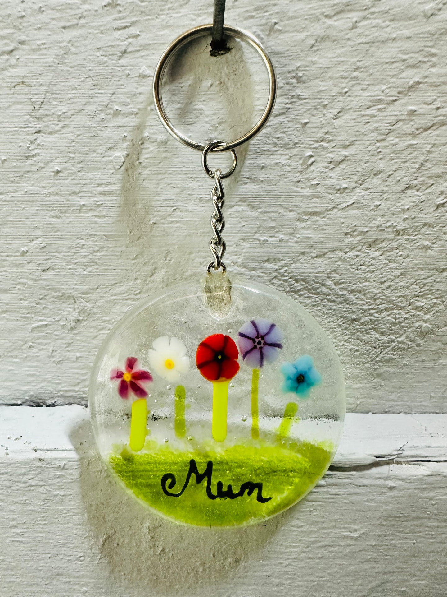 Mum Flower Round Keyring